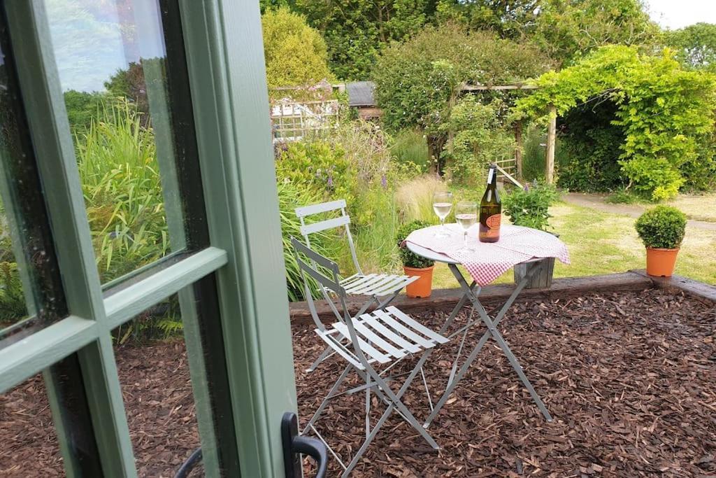 The Bothy: Tenby Retreat with Hot Tub and Projector Exterior photo