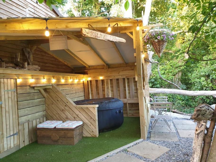 The Bothy: Tenby Retreat with Hot Tub and Projector Exterior photo